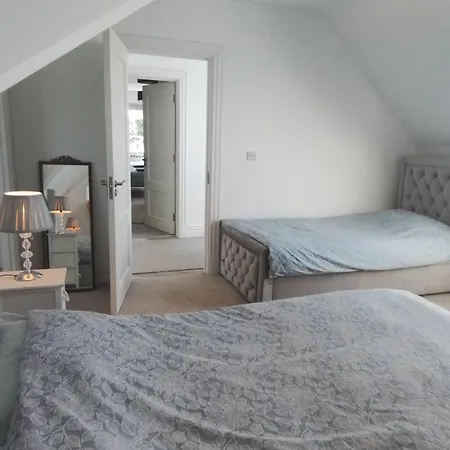 Апартаменты Lakeview Farm Castletown (Tipperary)