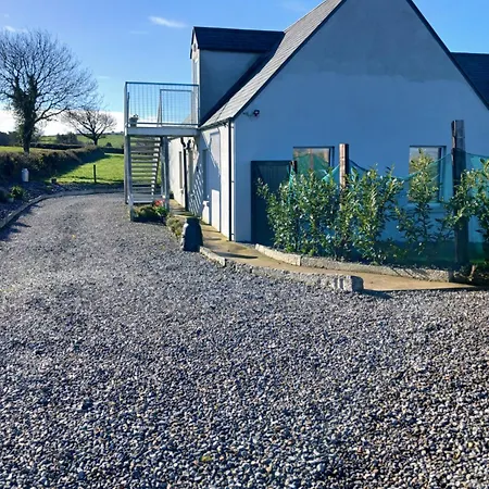 Апартаменты Lakeview Farm