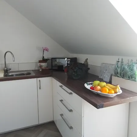 Lakeview Farm Apartman *